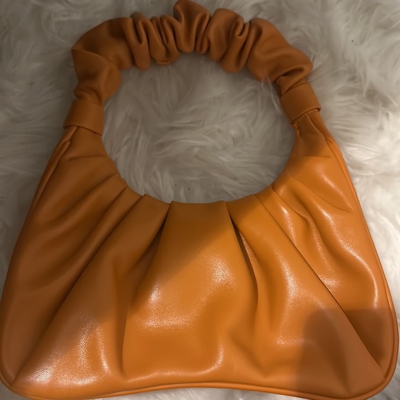 AUTHENTIC JW PEI GABBI RUCHED HOBO BAG in orange - LIKE NEW. Worn a few times - Picture 4 of 10